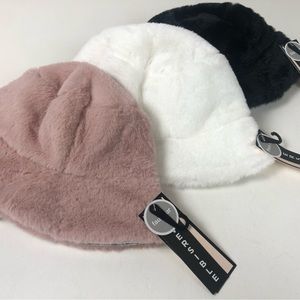 BCBG Girls Reversible Faux Fur Winter Hat Bundle Set NWT